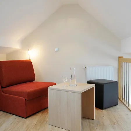 Weingut Und Gaestehaus Josef Reis 3* מרינג