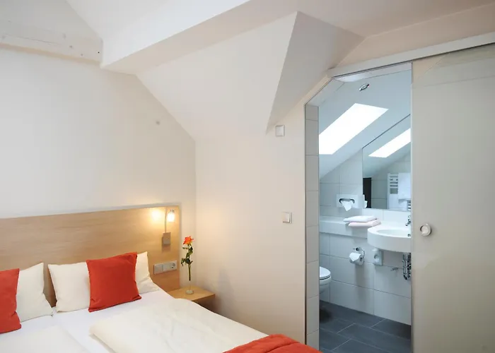 Weingut Und Gaestehaus Josef Reis Nocleg ze śniadaniem 3*